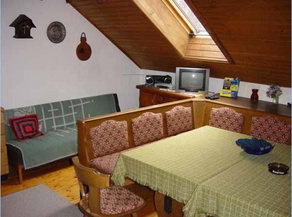 Haus Osterrieder Lägenhet Sankt Michael im Lungau Rum bild
